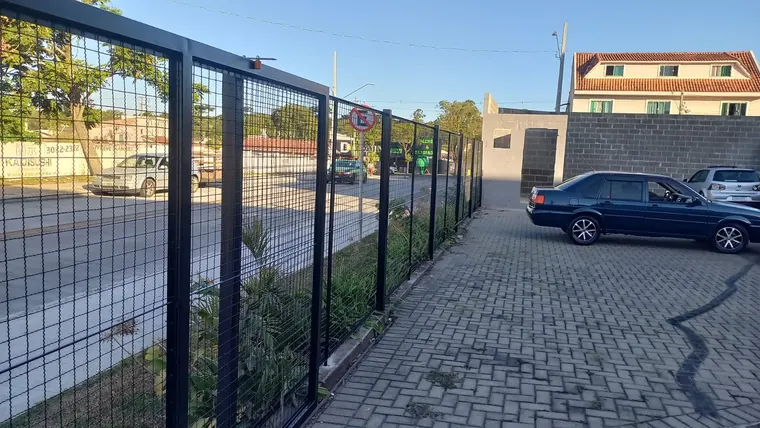 Estrutura metálica em trabalho da GF Aliança Serralheria